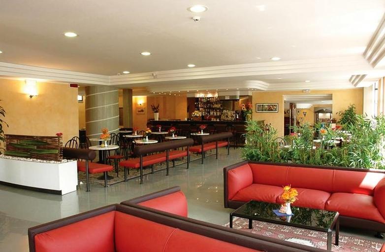 Hotel Capitol San Mauro Mare Екстер'єр фото