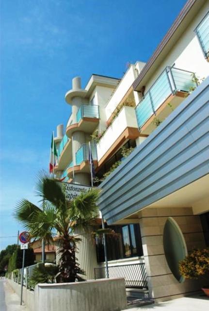 Hotel Capitol San Mauro Mare Екстер'єр фото