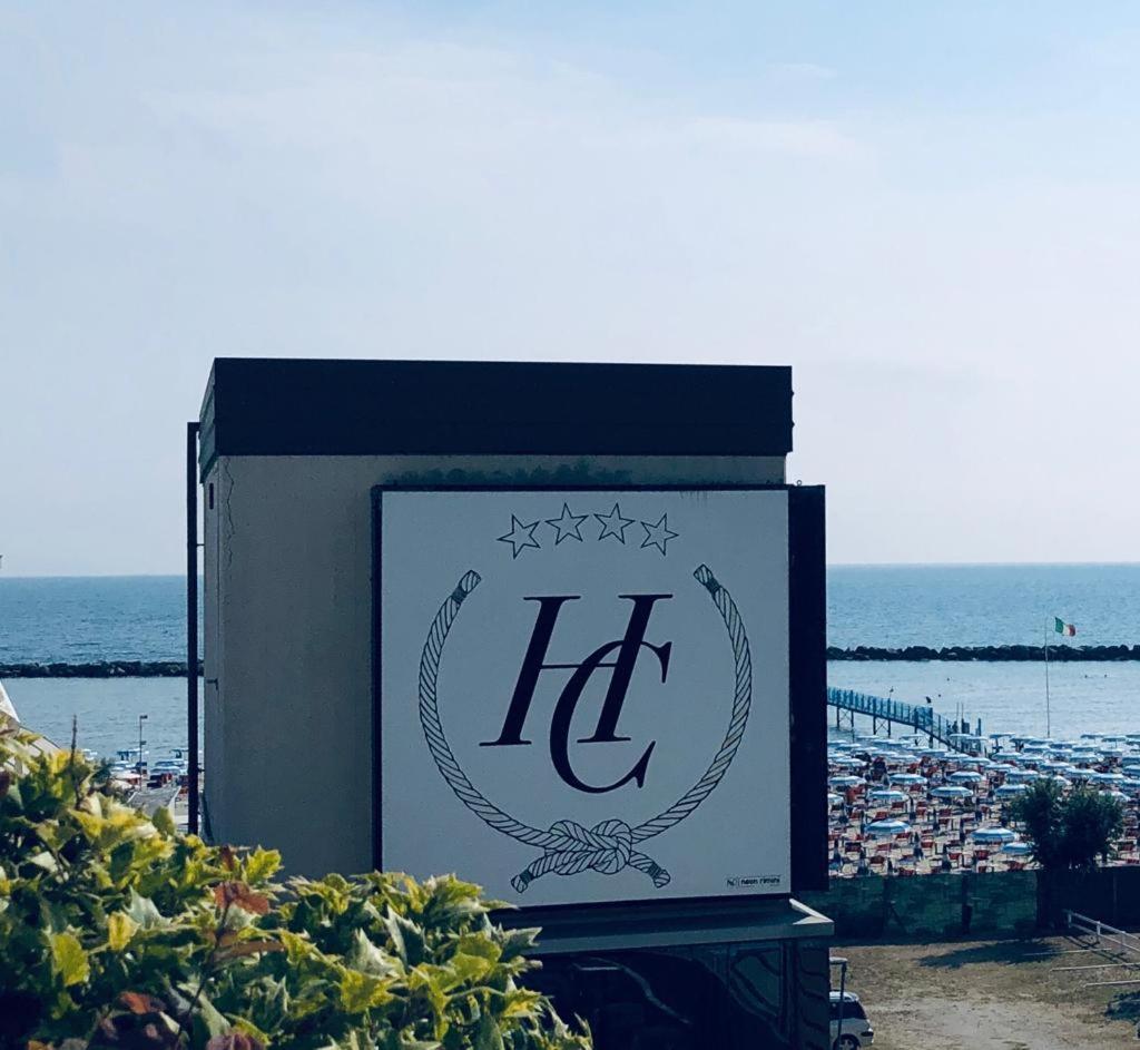 Hotel Capitol San Mauro Mare Екстер'єр фото