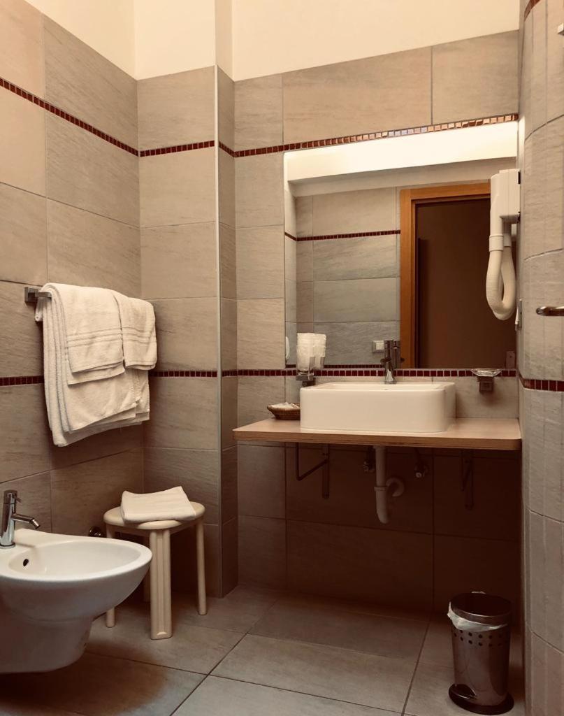 Hotel Capitol San Mauro Mare Екстер'єр фото