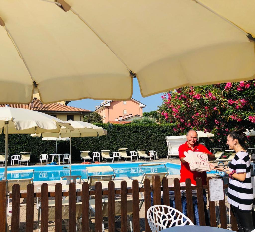 Hotel Capitol San Mauro Mare Екстер'єр фото